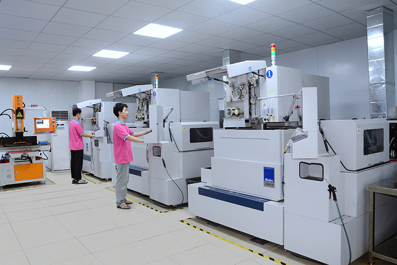 Gia công chính xác vi mô: Cách XP Fold tận dụng Seibu M50b